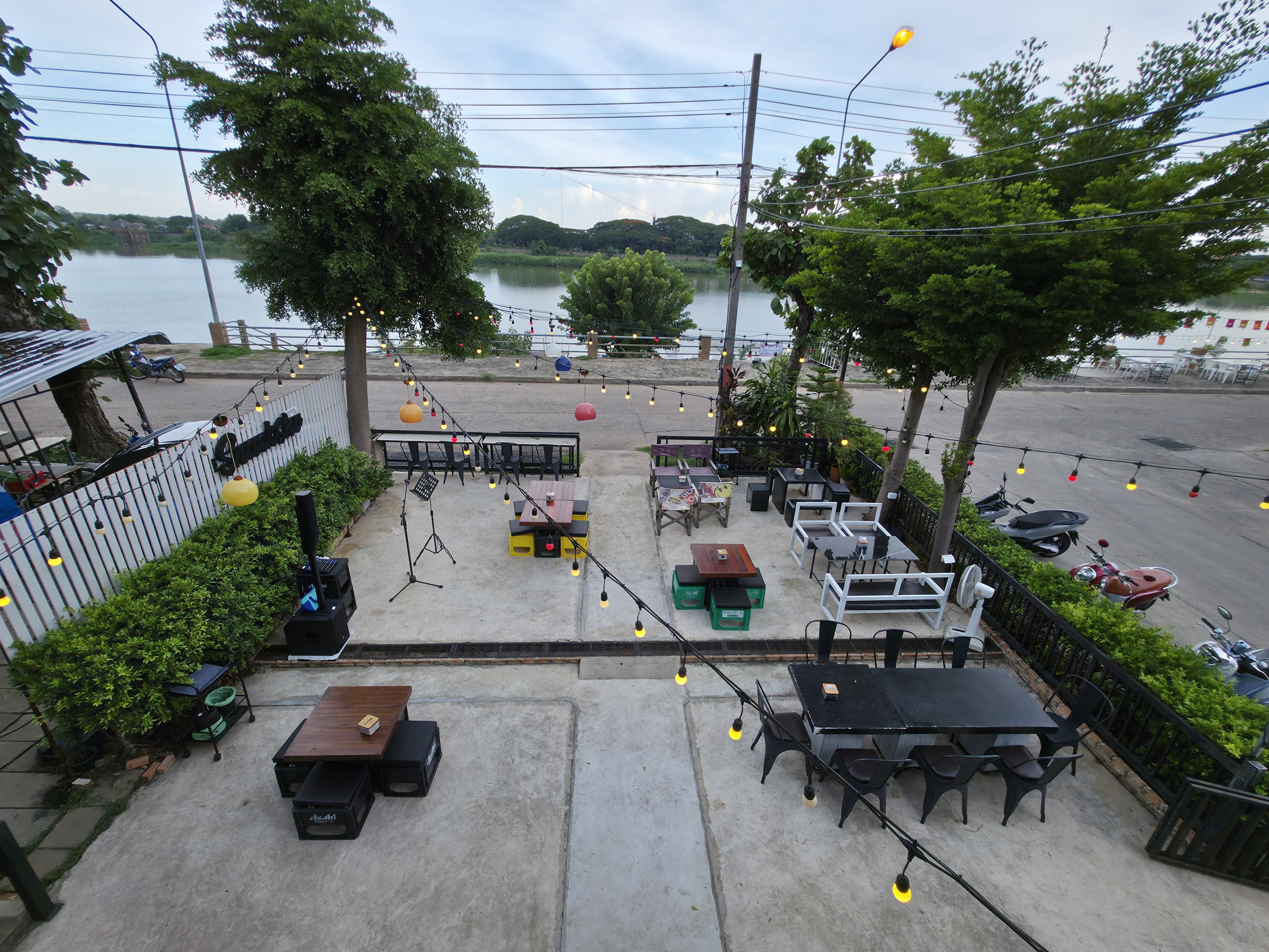 Snack Sho riverside terrace on the Moon River at dusk